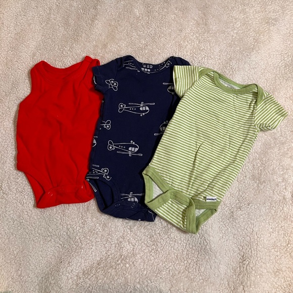 0-3 Months Boys Onesie Bundle - Picture 3 of 8